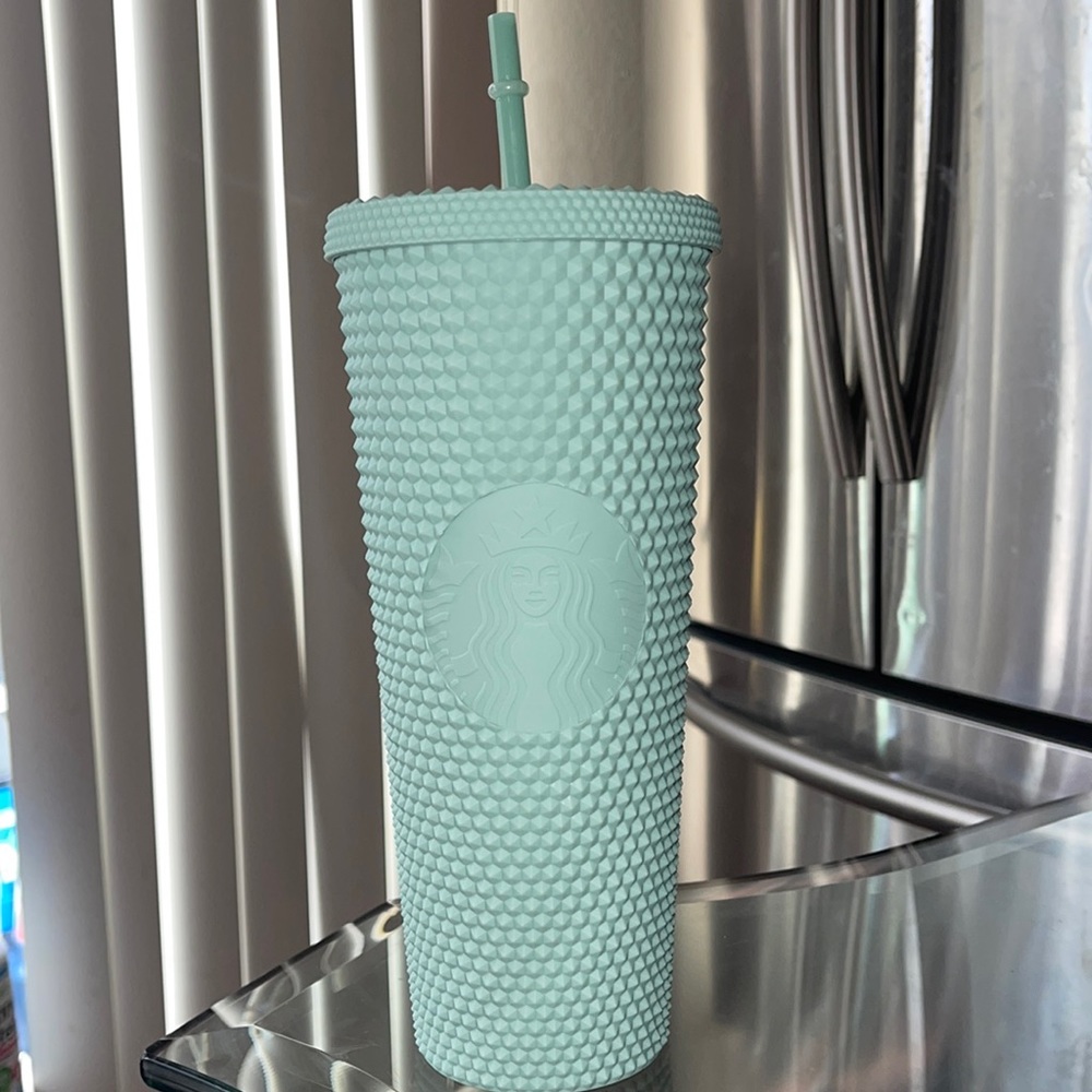 ‼️Matte Mint Starbucks cup‼️